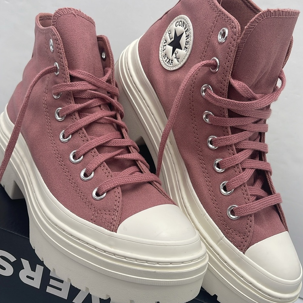 Converse Women's Platform Sneakers High Top A10618C
CTAS LUGGED HEEL HI LIGHT - Picture 6 of 16